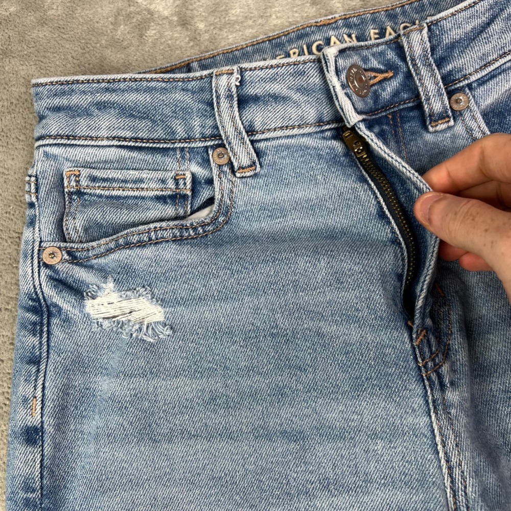 American Eagle Mom Jeans Womens 00 Light Wash Stretch Distressed High Rise - Picture 5 of 16